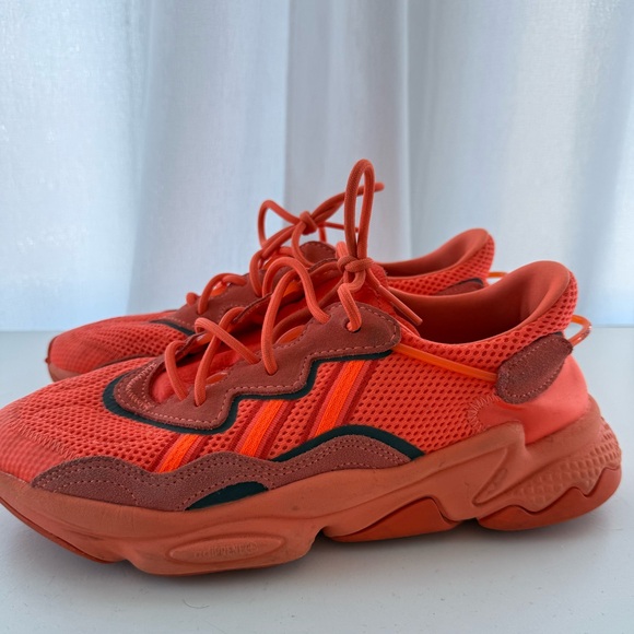 Adidas Ozweego - Picture 1 of 7